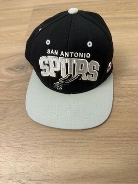 Black & Gray Snapback Hat